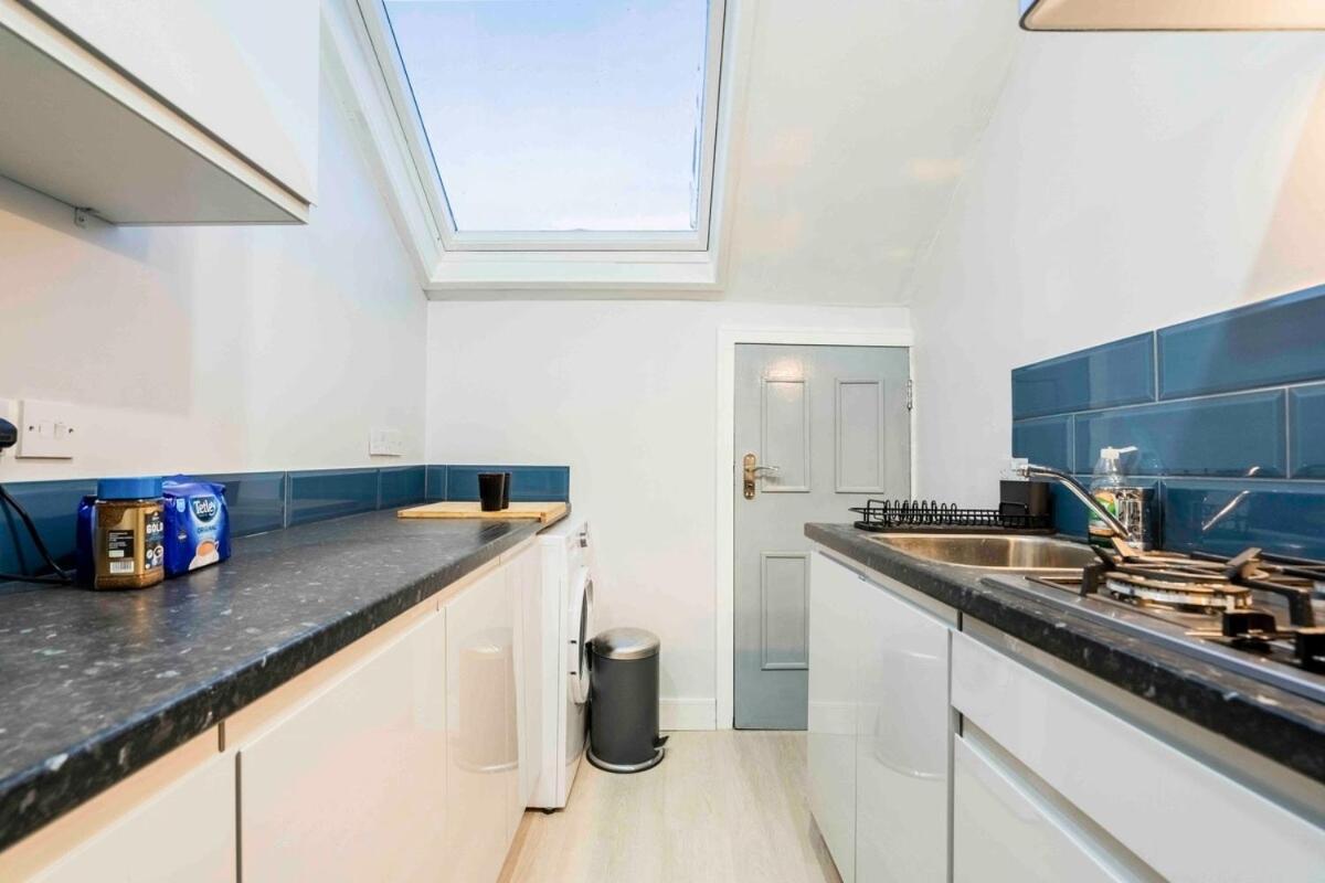 Modern & Stylish Flat In Moseley Apartment Birmingham